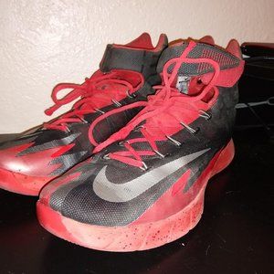 Nike Zoom HyperRev basketball shoes